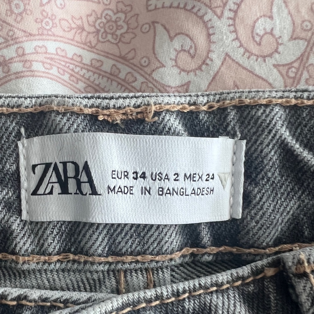 Zara Like New Black Wash Jeans